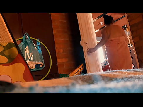 ❤️ ბიძაჩემი მიყვება შხაპში, ის მეჯახება, სანამ შხაპს ვიღებ. ️ პორნო fb ჩვენთან ka.pornhills-com.ru ❌